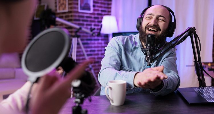 découvrez l'univers du livestreaming : comment diffuser en direct vos événements, jeux vidéo ou performances artistiques. explorez les meilleures plateformes, astuces techniques et engagez votre audience en temps réel.